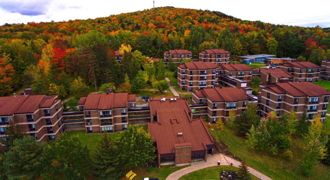 Au Campus-Hébergement hôtelier Université de Sherbrooke Buitenkant foto